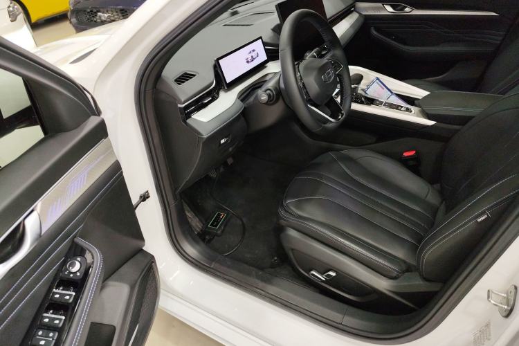 Used Geely Auto Preface 2025 Dongfang Yao 1.5TD Fuyao Edition Driver Seat