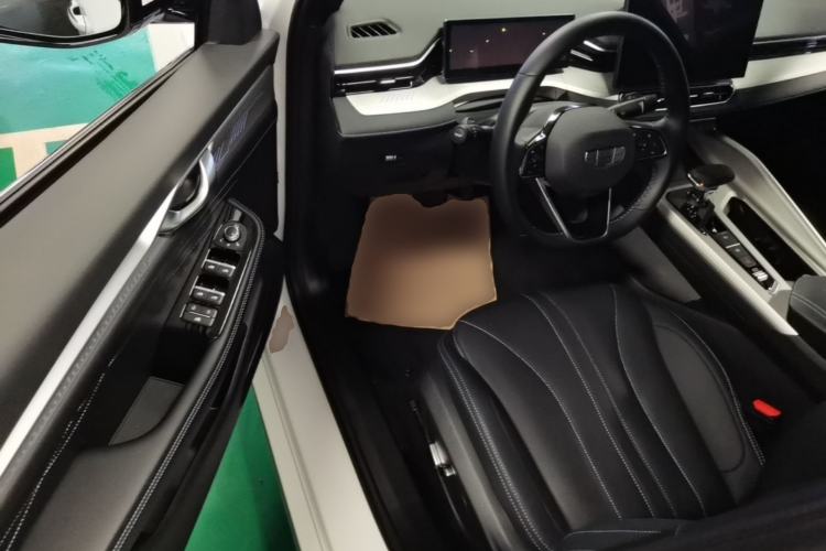 Used Geely Auto Preface 2025 Dongfang Yao 1.5TD Kunlun Edition Driver Seat