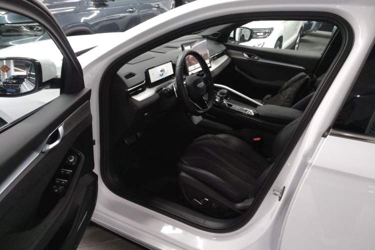 Used Geely Auto Preface 2025 Dongfang Yao 2.0TD Moonlight Edition Driver Seat