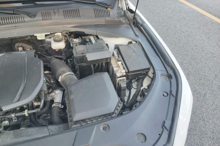 Used Geely Auto Preface 2025 Dongfang Yao 1.5TD Kunlun Edition Engine Bay Left