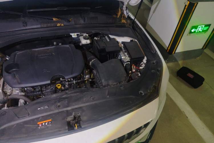 Used Geely Auto Preface 2025 Dongfang Yao 1.5TD Kunlun Edition Engine Bay Left