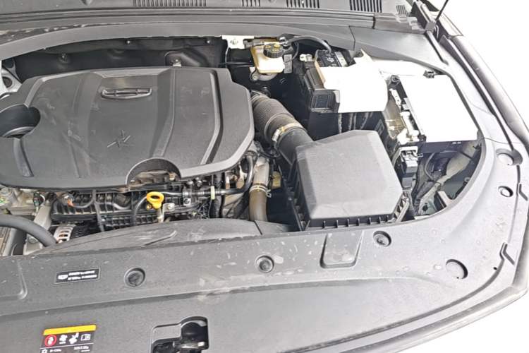 Used Geely Auto Preface 2025 Dongfang Yao 1.5TD Fuyao Edition Engine Bay Left