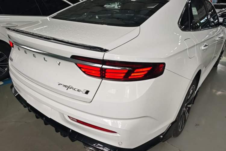 Used Geely Auto Preface 2025 Dongfang Yao 2.0TD Lanxing Edition Exterior 3