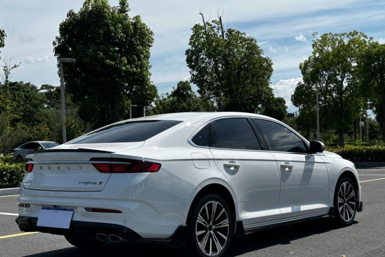 Used Geely Auto Preface 2025 Dongfang Yao 1.5TD Kunlun Edition Exterior 4