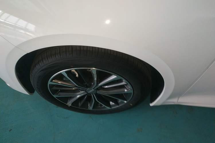 Used Geely Auto Preface 2025 Dongfang Yao 1.5TD Jinghong Edition+ Exterior 4