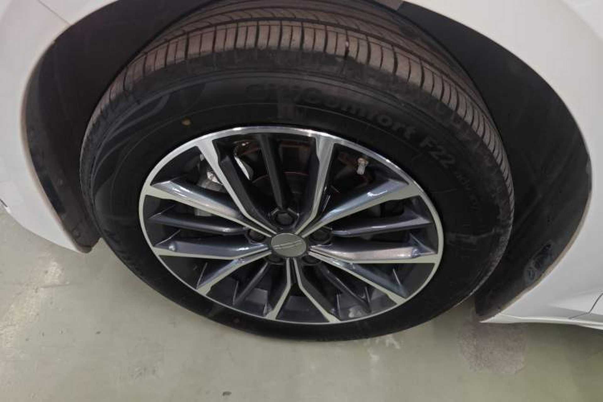 Used Geely Auto Preface 2025 Dongfang Yao 1.5TD Fuyao Edition Exterior 4