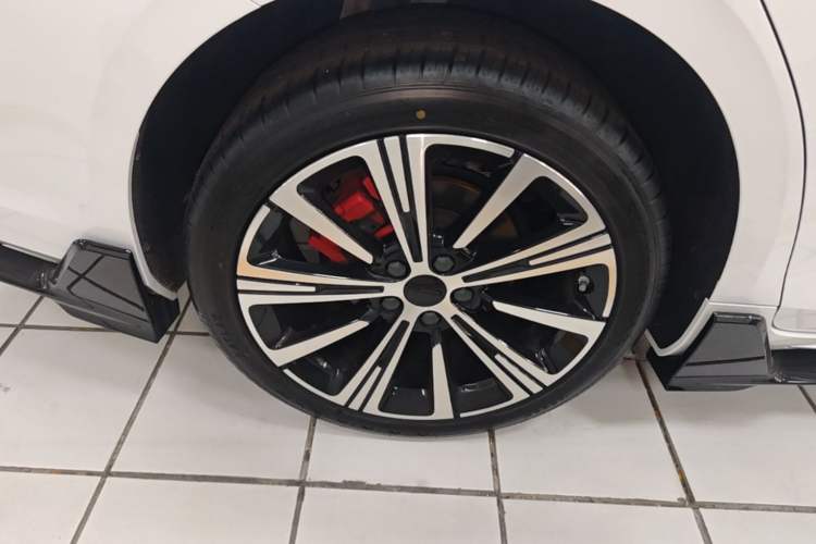 Used Geely Auto Preface 2025 Dongfang Yao 1.5TD Kunlun Edition Exterior 5