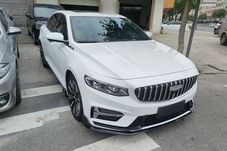 Used Geely Auto Preface 2025 Dongfang Yao 1.5TD Kunlun Edition Front Right 45 Deg