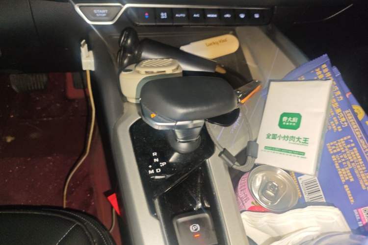 Used Geely Auto Preface 2025 Dongfang Yao 1.5TD Kunlun Edition Gear Lever