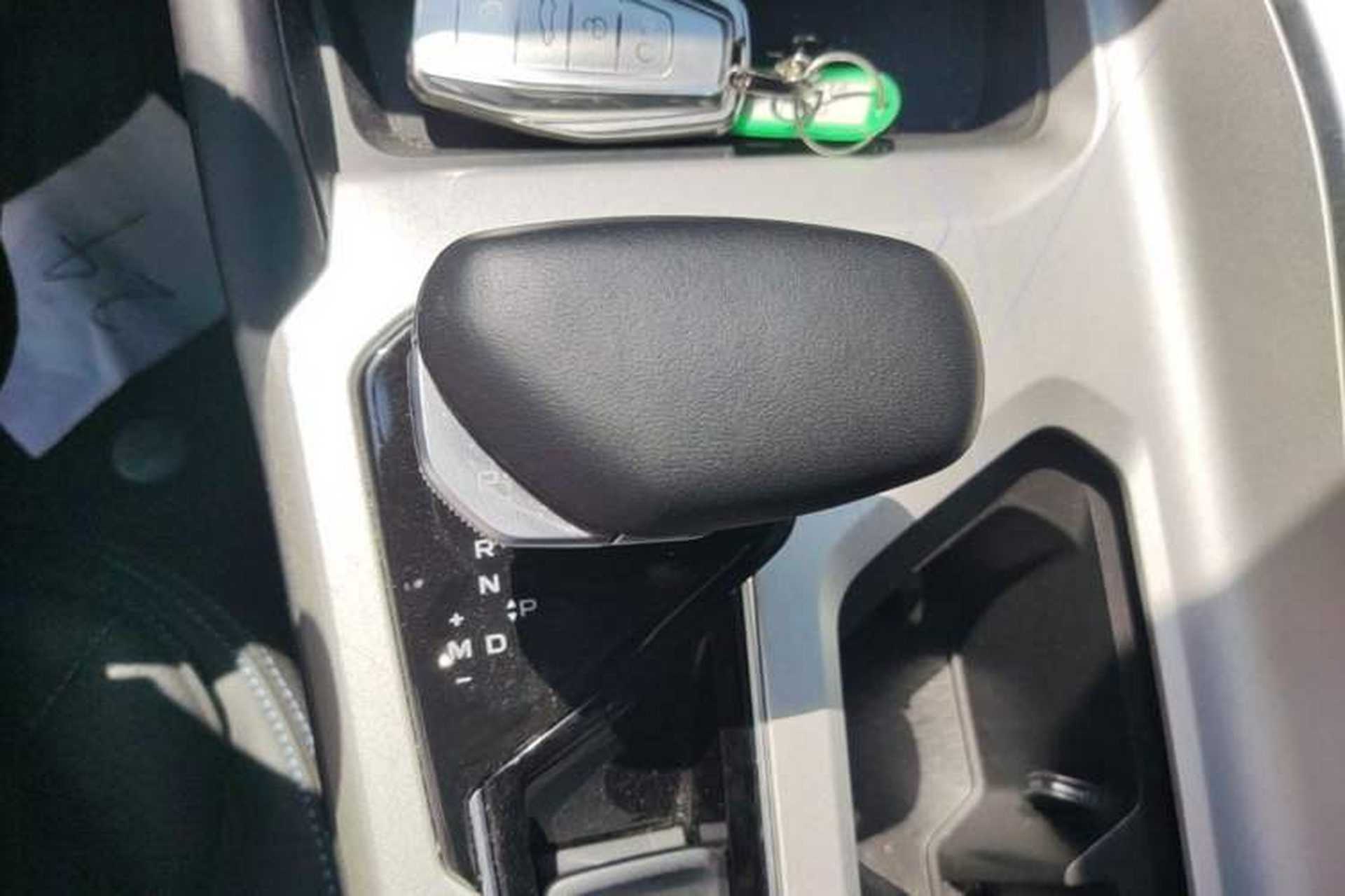 Used Geely Auto Preface 2025 Dongfang Yao 1.5TD Fuyao Edition Gear Lever