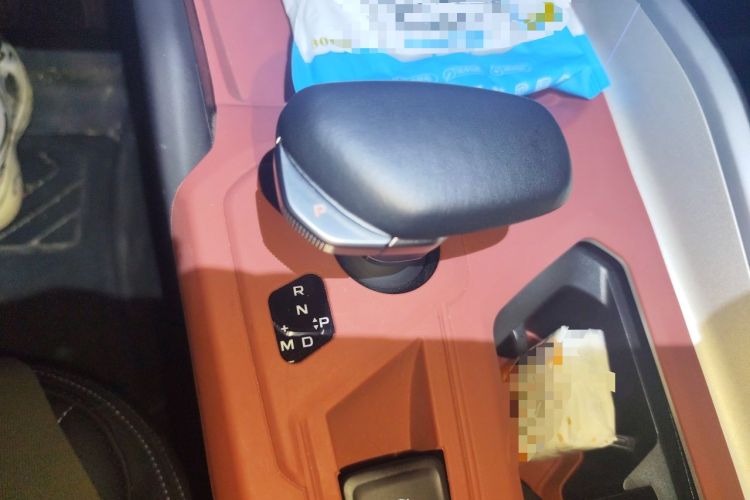 Used Geely Auto Preface 2025 Dongfang Yao 1.5TD Fuyao Edition Gear Lever