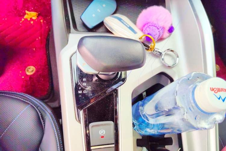 Used Geely Auto Preface 2025 Dongfang Yao 1.5TD Kunlun Edition Gear Lever
