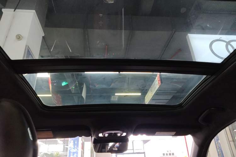 Used Geely Auto Preface 2025 Dongfang Yao 2.0TD Lanxing Edition Headliner