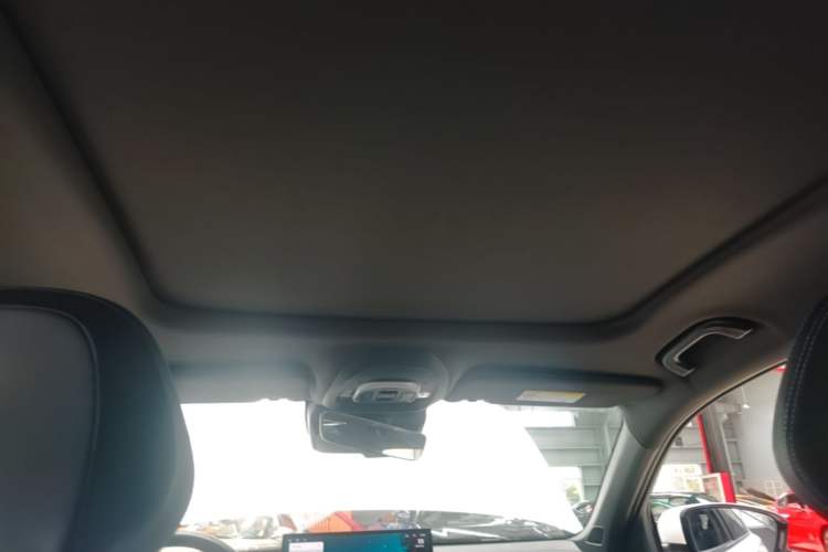 Used Geely Auto Preface 2025 Dongfang Yao 1.5TD Fuyao Edition Headliner