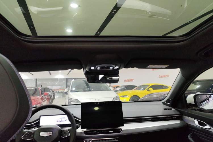 Used Geely Auto Preface 2025 Dongfang Yao 1.5TD Fuyao Edition Headliner