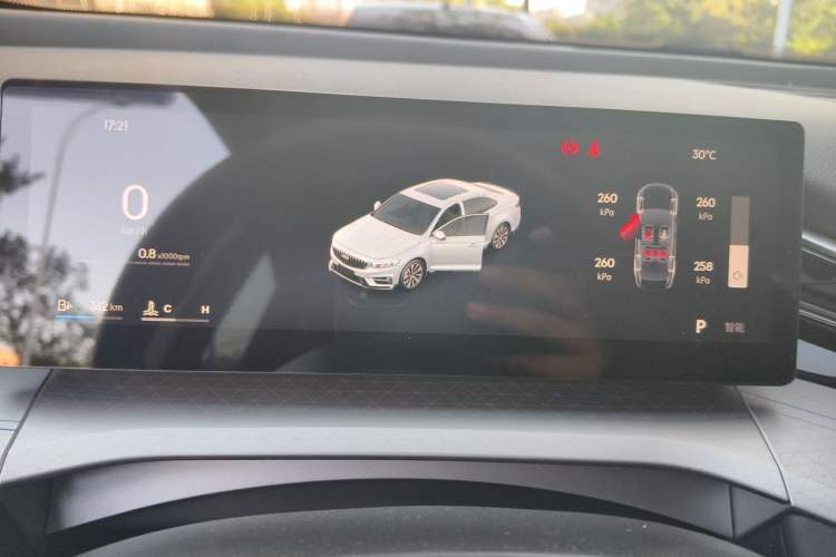 Used Geely Auto Preface 2025 Dongfang Yao 1.5TD Kunlun Edition Instrument Cluster