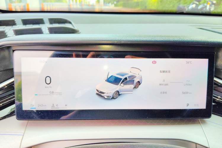 Used Geely Auto Preface 2025 Dongfang Yao 1.5TD Kunlun Edition Instrument Cluster
