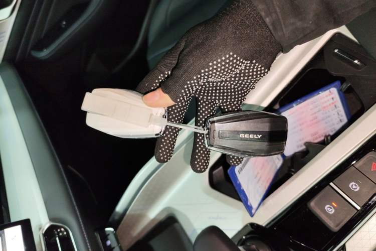Used Geely Auto Preface 2025 Dongfang Yao 1.5TD Fuyao Edition Interior 1
