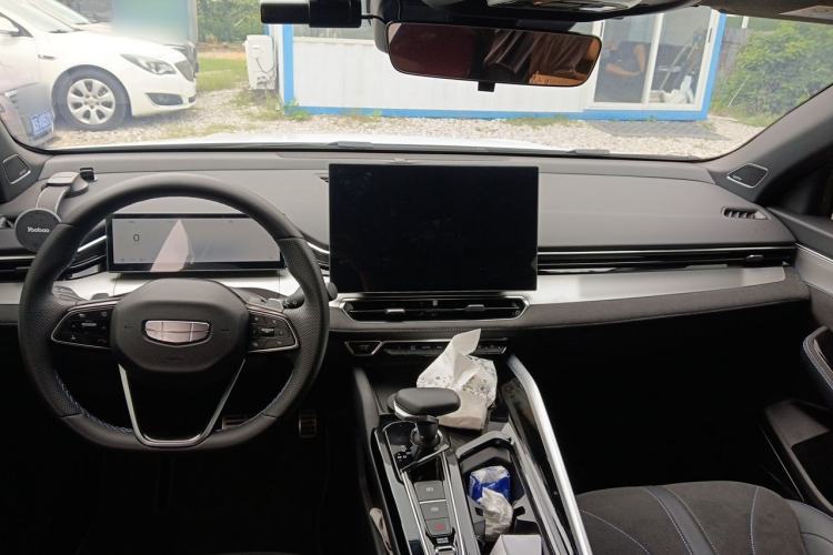 Used Geely Auto Preface 2025 Dongfang Yao 2.0TD Lanxing Edition Interior 2