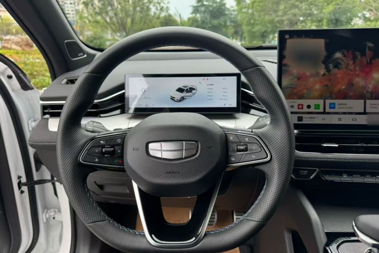 Used Geely Auto Preface 2025 Dongfang Yao 2.0TD Lanxing Edition Interior 2