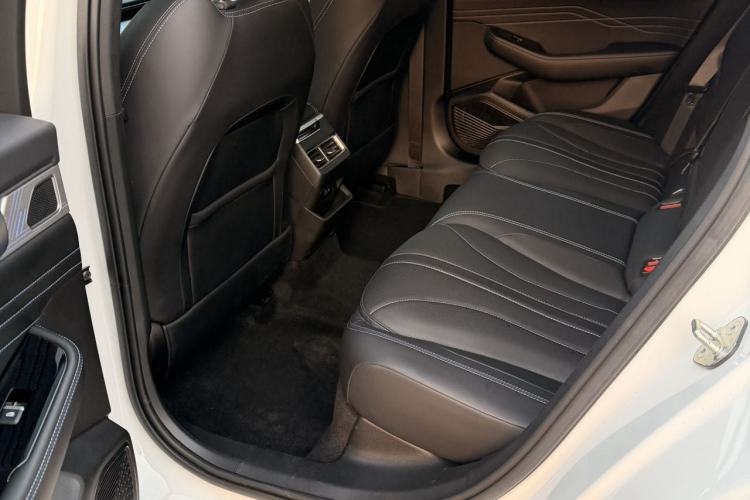 Used Geely Auto Preface 2025 Dongfang Yao 1.5TD Kunlun Edition Interior 5