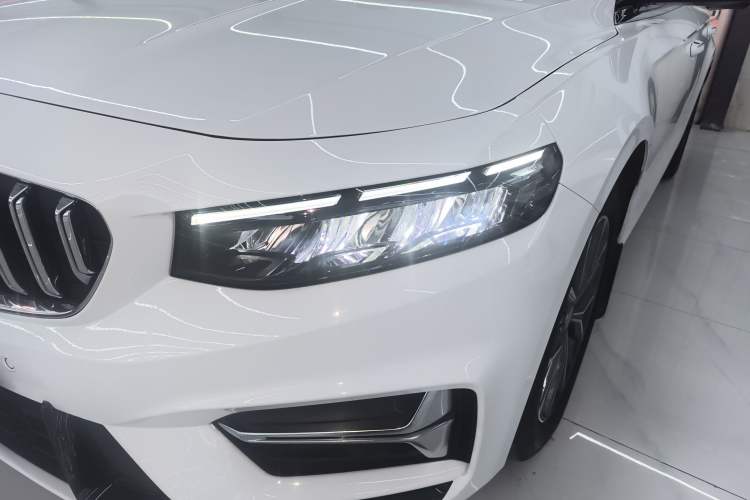 Used Geely Auto Preface 2025 Dongfang Yao 1.5TD Fuyao Edition Left Front Headlight