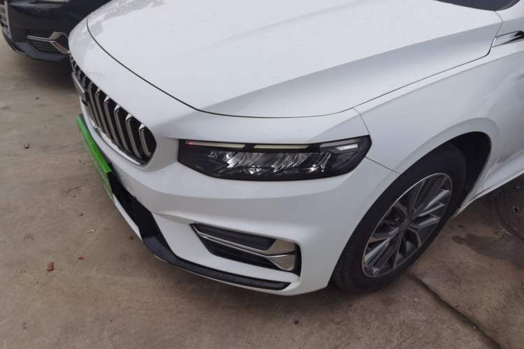 Used Geely Auto Preface 2025 Dongfang Yao 1.5TD Fuyao Edition Left Front Headlight