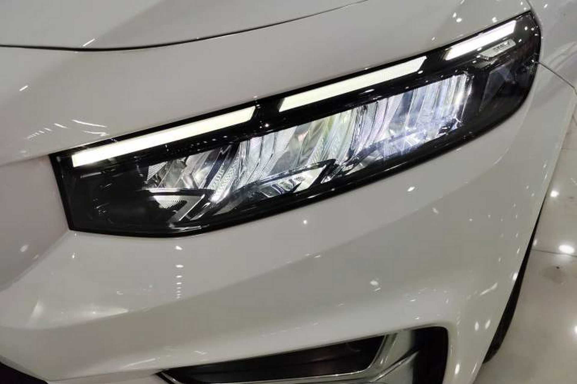 Used Geely Auto Preface 2025 Dongfang Yao 1.5TD Fuyao Edition Left Front Headlight