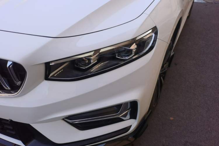Used Geely Auto Preface 2025 Dongfang Yao 2.0TD Moonlight Edition Left Front Headlight