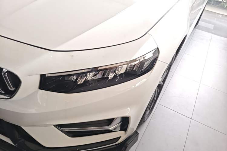 Used Geely Auto Preface 2025 Dongfang Yao 1.5TD Fuyao Edition Left Front Headlight