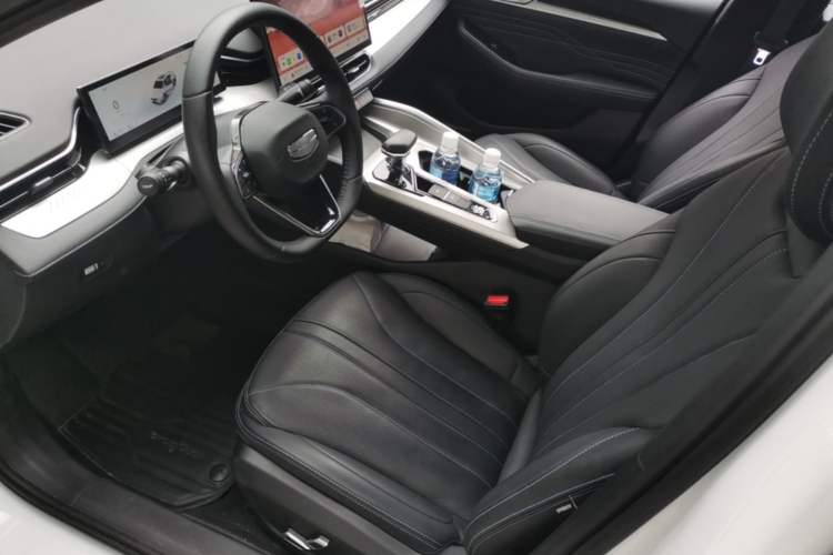 Used Geely Auto Preface 2025 Dongfang Yao 1.5TD Kunlun Edition Left Front Seat