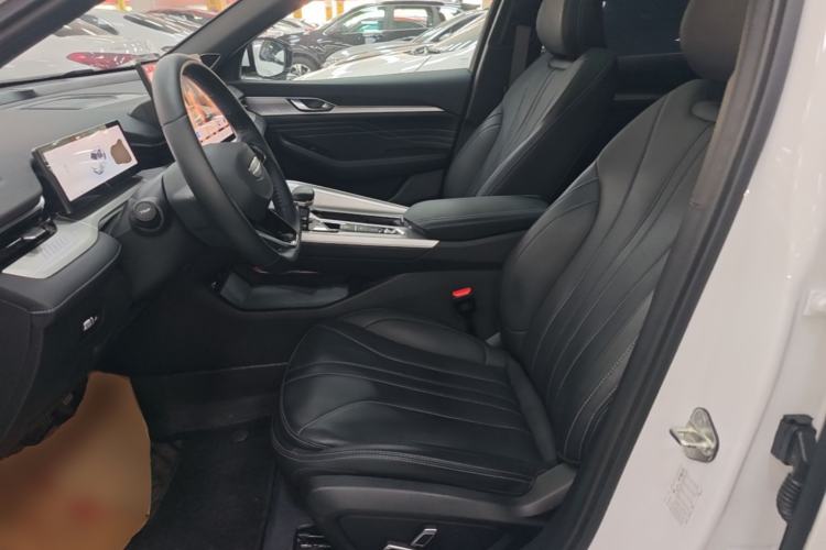 Used Geely Auto Preface 2025 Dongfang Yao 1.5TD Kunlun Edition Left Front Seat