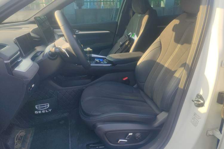 Used Geely Auto Preface 2025 Dongfang Yao 2.0TD Lanxing Edition Left Front Seat