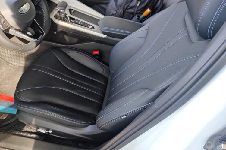 Used Geely Auto Preface 2025 Dongfang Yao 1.5TD Kunlun Edition Left Front Seat