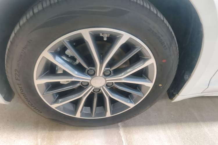 Used Geely Auto Preface 2025 Dongfang Yao 1.5TD Fuyao Edition Left Front Wheel Hub