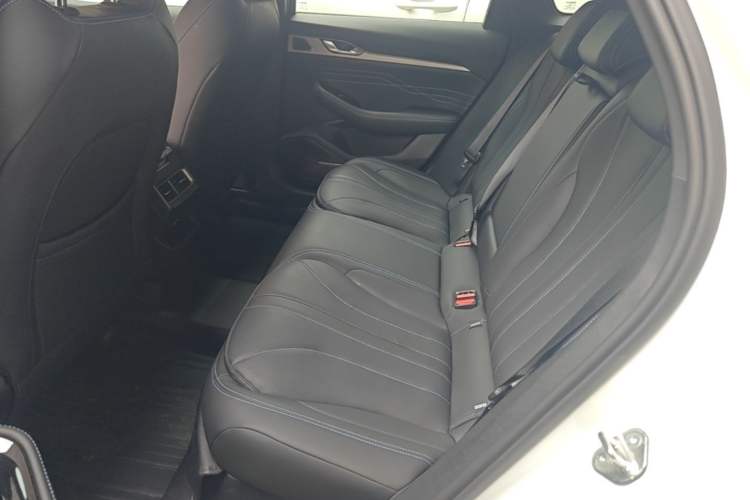 Used Geely Auto Preface 2025 Dongfang Yao 1.5TD Fuyao Edition Left Rear Seat