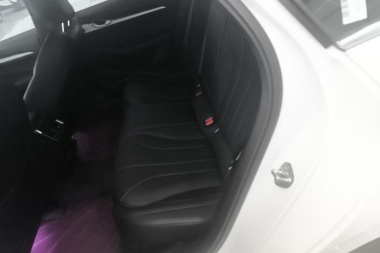 Used Geely Auto Preface 2025 Dongfang Yao 1.5TD Fuyao Edition Left Rear Seat