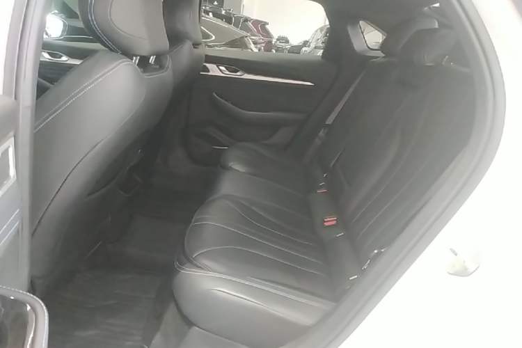 Used Geely Auto Preface 2025 Dongfang Yao 1.5TD Kunlun Edition Left Rear Seat