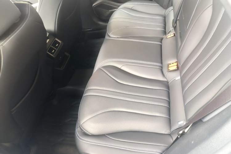 Used Geely Auto Preface 2025 Dongfang Yao 1.5TD Fuyao Edition Left Rear Seat