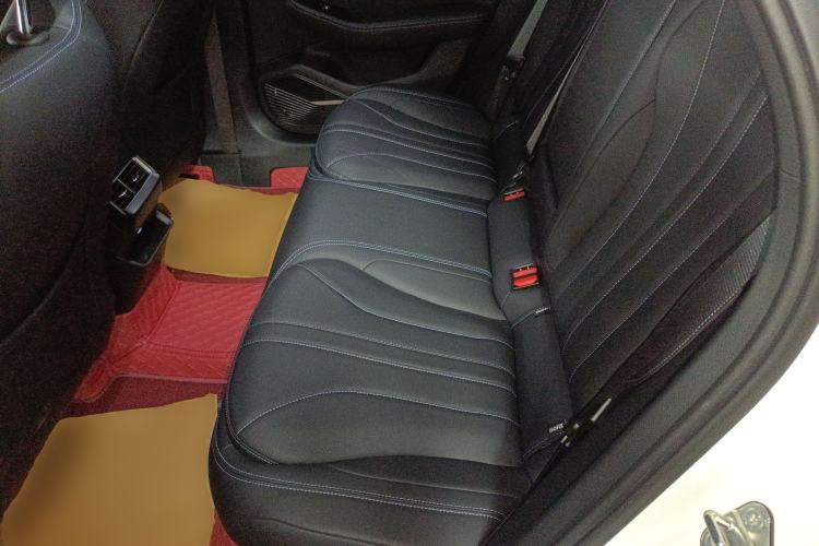 Used Geely Auto Preface 2025 Dongfang Yao 1.5TD Kunlun Edition Left Rear Seat