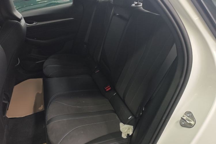 Used Geely Auto Preface 2025 Dongfang Yao 2.0TD Lanxing Edition Left Rear Seat