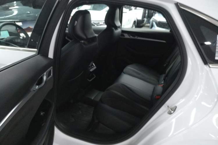 Used Geely Auto Preface 2025 Dongfang Yao 2.0TD Moonlight Edition Left Rear Seat