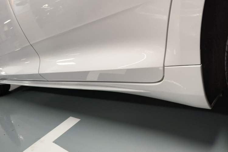 Used Geely Auto Preface 2025 Dongfang Yao 1.5TD Fuyao Edition Left Side Sill