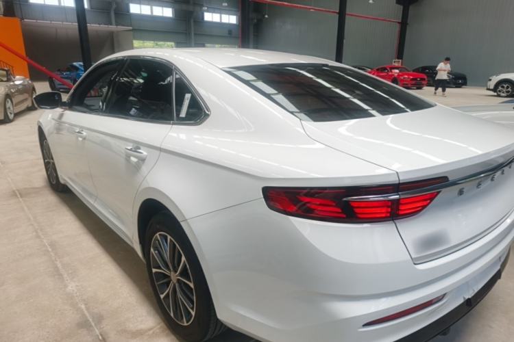 Used Geely Auto Preface 2025 Dongfang Yao 1.5TD Fuyao Edition Rear Left 45 Deg