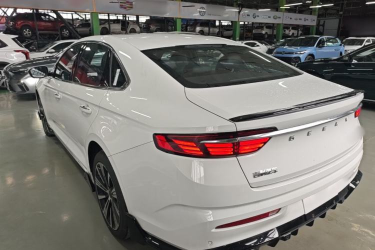 Used Geely Auto Preface 2025 Dongfang Yao 2.0TD Lanxing Edition Rear Left 45 Deg