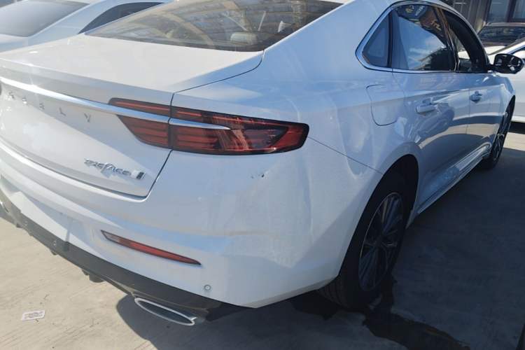Used Geely Auto Preface 2025 Dongfang Yao 1.5TD Fuyao Edition Rear Right 45 Deg