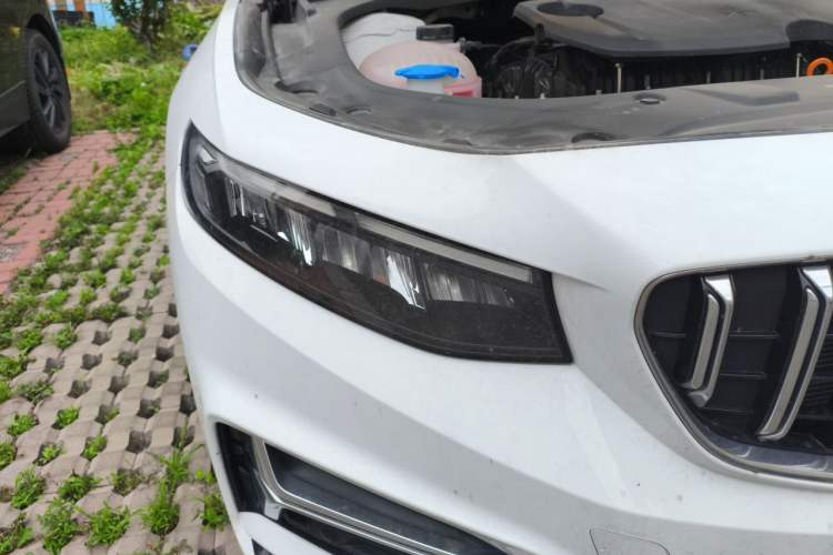 Used Geely Auto Preface 2025 Dongfang Yao 1.5TD Fuyao Edition Right Front Headlight