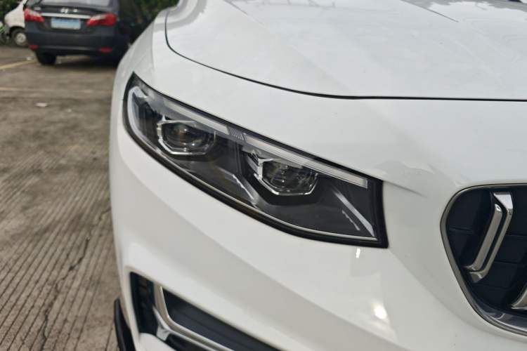 Used Geely Auto Preface 2025 Dongfang Yao 2.0TD Moonlight Edition Right Front Headlight