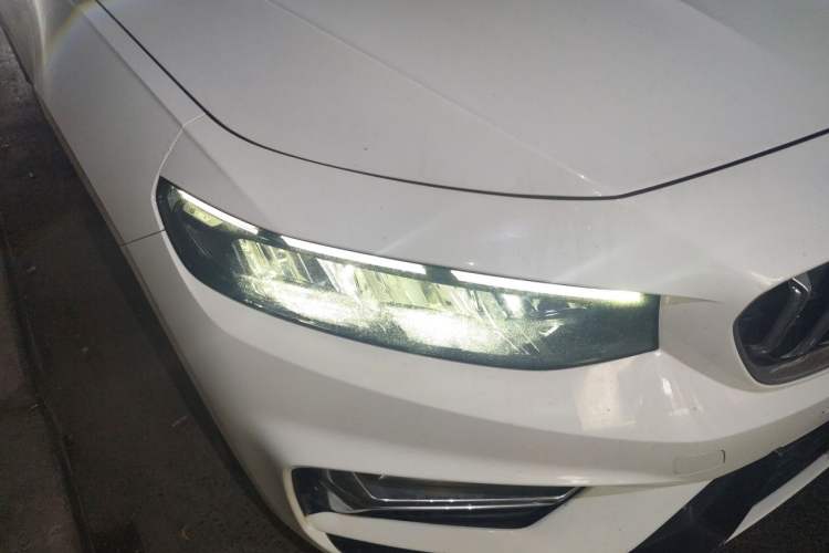Used Geely Auto Preface 2025 Dongfang Yao 1.5TD Fuyao Edition Right Front Headlight