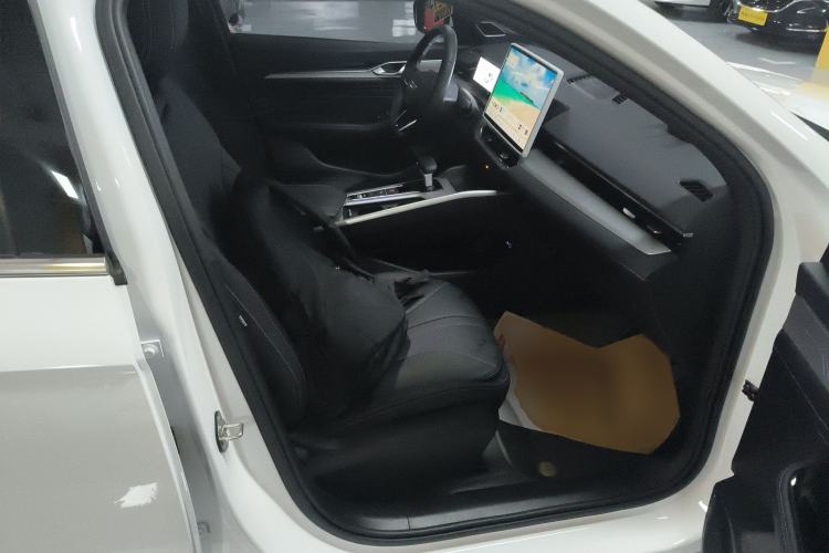 Used Geely Auto Preface 2025 Dongfang Yao 1.5TD Fuyao Edition Right Front Seat